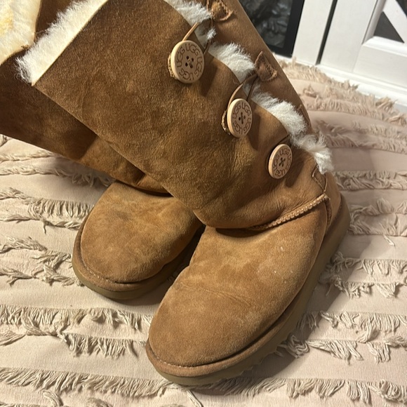UGG boots size 7 - Picture 5 of 7